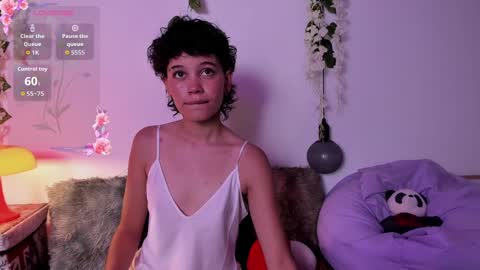 F E R N A N D A online show from September 2025 07:35:02 PM