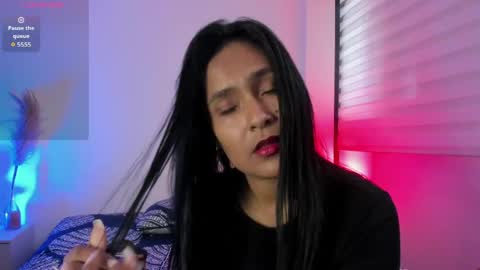 fernanda_liie_ online show from April 2026 07:00:02 PM