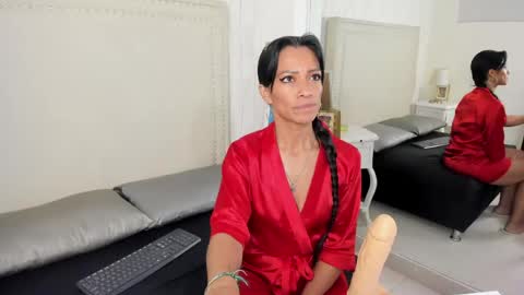Fernanda  online show from May 2026 01:57:16 AM