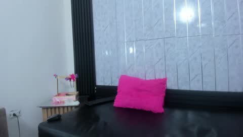 Snapshot of fernandaclar chatting on October 2025 02:05:02 PM Fernandaclar online show from October 2025 02:05:02 PM