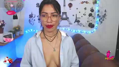 Snapshot of fernandaeloisa chatting on January 2025 01:35:01 PM FernandaEloisa online show from January 2025 01:35:01 PM