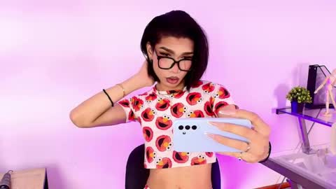 fernanda online show from May 2026 03:34:02 AM