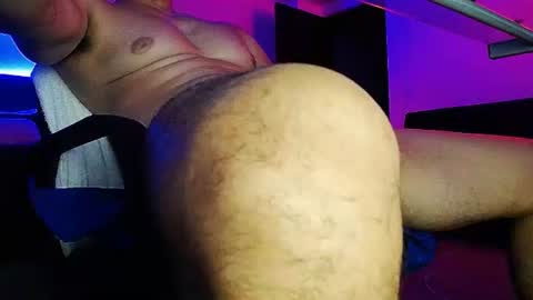 Samuel online show from December 2025 03:22:02 AM