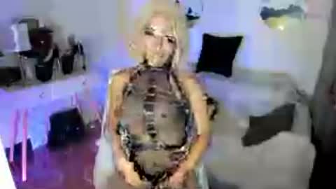 ferrocious_olive69 online show from June 2026 02:58:01 AM
