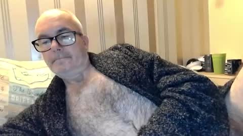 Snapshot of fetish4hair chatting on January 2026 11:52:02 PM Tim online show from January 2026 11:52:02 PM