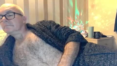 Snapshot of fetish4hair chatting on January 2026 11:58:02 PM Tim online show from January 2026 11:58:02 PM