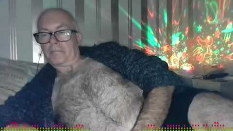 Snapshot of fetish4hair chatting on February 2026 11:53:02 PM Tim online show from February 2026 11:53:02 PM