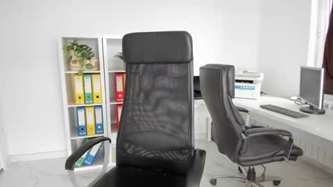 Snapshot of fetish_life chatting on December 2024 12:35:01 PM fetish_life online show from December 2024 12:35:01 PM