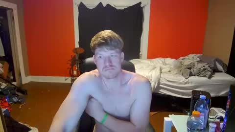 Snapshot of fetishking6 chatting on January 2026 03:31:01 AM fetishking6 online show from January 2026 03:31:01 AM