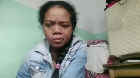 Snapshot of fetranialdy chatting on November 2025 05:52:01 AM fetranialdy online show from November 2025 05:52:01 AM