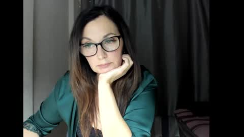 Milana online show from December 2024 11:18:01 AM