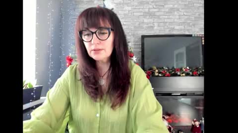 Snapshot of fey_bb chatting on January 2026 04:49:02 AM Milana online show from January 2026 04:49:02 AM