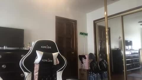 fgsammie online show from November 2025 08:30:02 PM