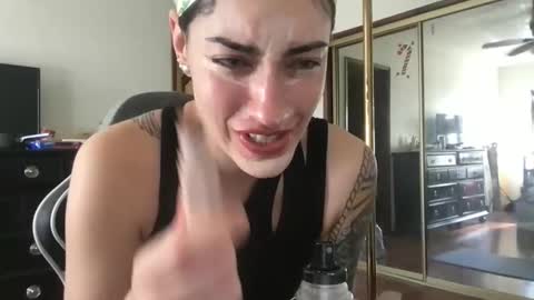 fgsammie online show from December 2025 06:15:01 PM