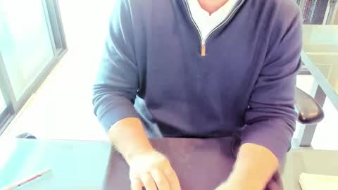 fhetzl online show from October 2025 10:21:01 PM