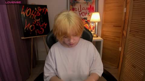 Snapshot of fiamoory chatting on January 2025 04:54:01 AM fiamoory online show from January 2025 04:54:01 AM