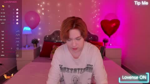 Snapshot of fiamoory chatting on March 2025 08:18:02 AM fiamoory online show from March 2025 08:18:02 AM