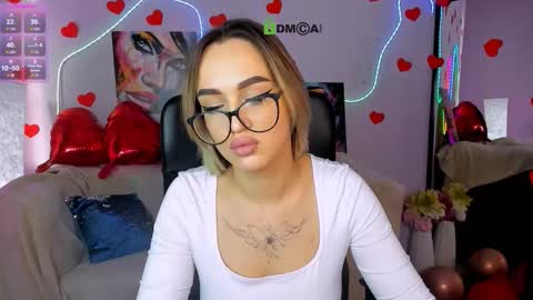 Snapshot of fibi_meow chatting on February 2026 07:05:01 AM Fibi online show from February 2026 07:05:01 AM