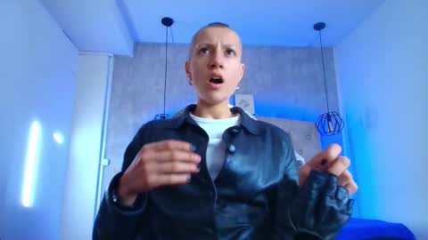 Snapshot of fieramadame chatting on September 2025 11:45:01 AM online show from September 2025 11:45:01 AM