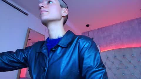 Snapshot of fieramadame chatting on October 2025 11:58:01 AM online show from October 2025 11:58:01 AM