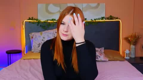 Snapshot of fiery_foxy chatting on October 2025 04:43:02 AM Mabel online show from October 2025 04:43:02 AM