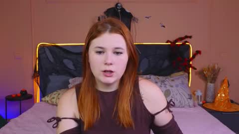 Snapshot of fiery_foxy chatting on October 2025 04:15:01 AM Mabel online show from October 2025 04:15:01 AM