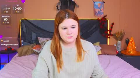 Snapshot of fiery_foxy chatting on November 2025 04:56:01 AM Mabel online show from November 2025 04:56:01 AM