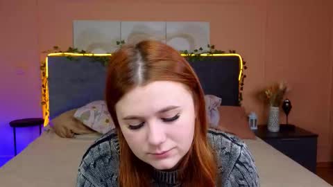 Snapshot of fiery_foxy chatting on November 2025 04:11:02 AM Mabel online show from November 2025 04:11:02 AM