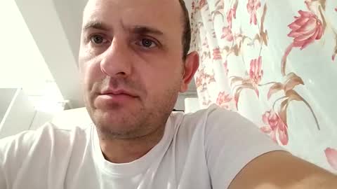 Snapshot of figonik chatting on January 2026 05:54:02 AM Nick online show from January 2026 05:54:02 AM