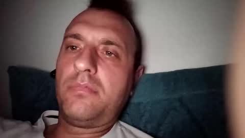 Snapshot of figonik chatting on January 2026 12:12:02 AM Nick online show from January 2026 12:12:02 AM