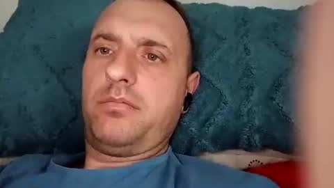 Snapshot of figonik chatting on March 2026 05:52:01 AM Nick online show from March 2026 05:52:01 AM