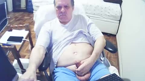 Snapshot of filhober chatting on January 2025 01:18:02 AM filhober online show from January 2025 01:18:02 AM