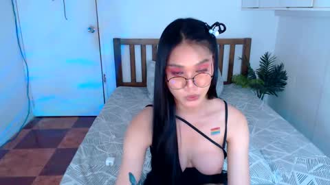 Snapshot of filipina_sassyqirl19xxx chatting on December 2024 02:22:02 PM sweet online show from December 2024 02:22:02 PM