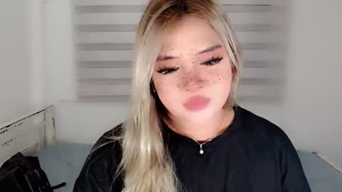 Snapshot of filipina_slutty69xxx chatting on January 2026 03:20:01 AM Angela DONT FORGET TO FOLLOW AND GIVE ME APPRECIATION online show from January 2026 03:20:01 AM