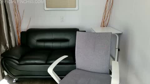 Snapshot of finch93 chatting on November 2025 05:47:01 PM Nick online show from November 2025 05:47:01 PM