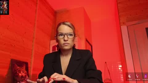 Lady online show from April 2026 03:34:02 PM