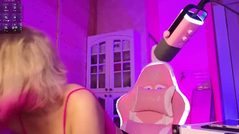 Lady online show from June 2026 05:22:02 PM