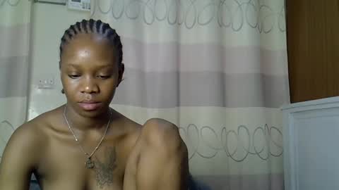 Snapshot of fine_queen12 chatting on December 2024 06:56:01 AM fine_queen12 online show from December 2024 06:56:01 AM