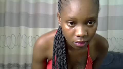 Snapshot of fine_queen12 chatting on January 2025 12:10:01 PM fine_queen12 online show from January 2025 12:10:01 PM