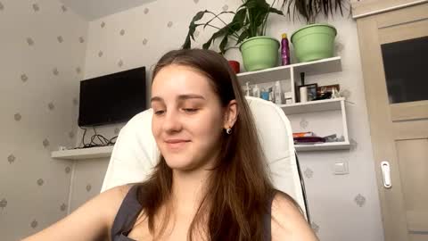 Keite wanna play  Meow online show from February 2026 10:38:01 AM