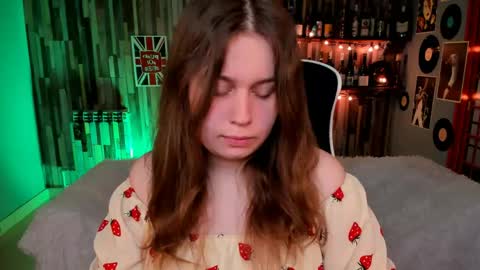fiora online show from April 2026 06:06:01 AM