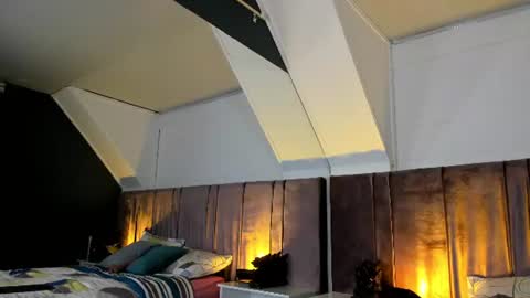 Fiorela online show from June 2026 11:36:02 AM