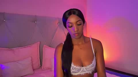 Fiorela Lenin  online show from January 2025 07:04:01 PM