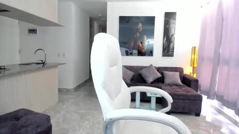 fiore   online show from January 2025 06:06:01 PM