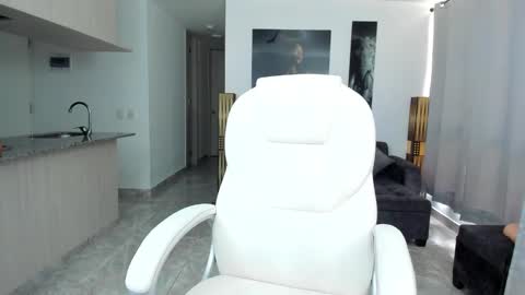 fiore   online show from March 2025 10:07:02 PM