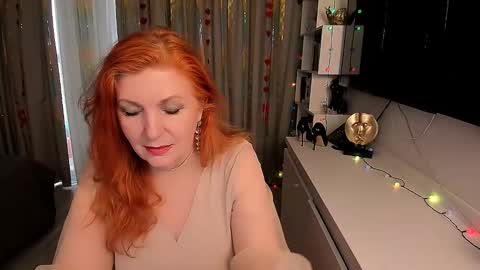 Snapshot of fire_foxone chatting on February 2025 10:41:01 AM FireFox online show from February 2025 10:41:01 AM