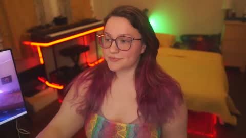 Snapshot of fireproofcuriousity chatting on December 2025 06:41:02 AM Lio Roxy online show from December 2025 06:41:02 AM