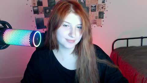 Snapshot of first_instinct chatting on March 2026 04:01:02 PM first_instinct online show from March 2026 04:01:02 PM