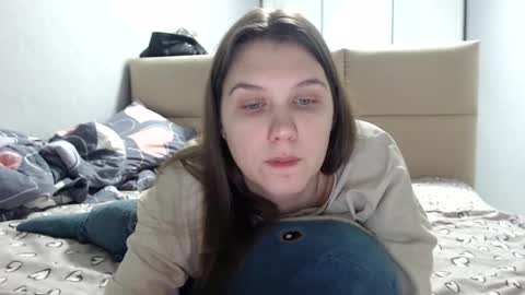 Sara online show from February 2025 07:05:01 PM