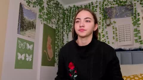 Snapshot of fit_girlfriend chatting on December 2025 04:28:02 AM Ashle online show from December 2025 04:28:02 AM